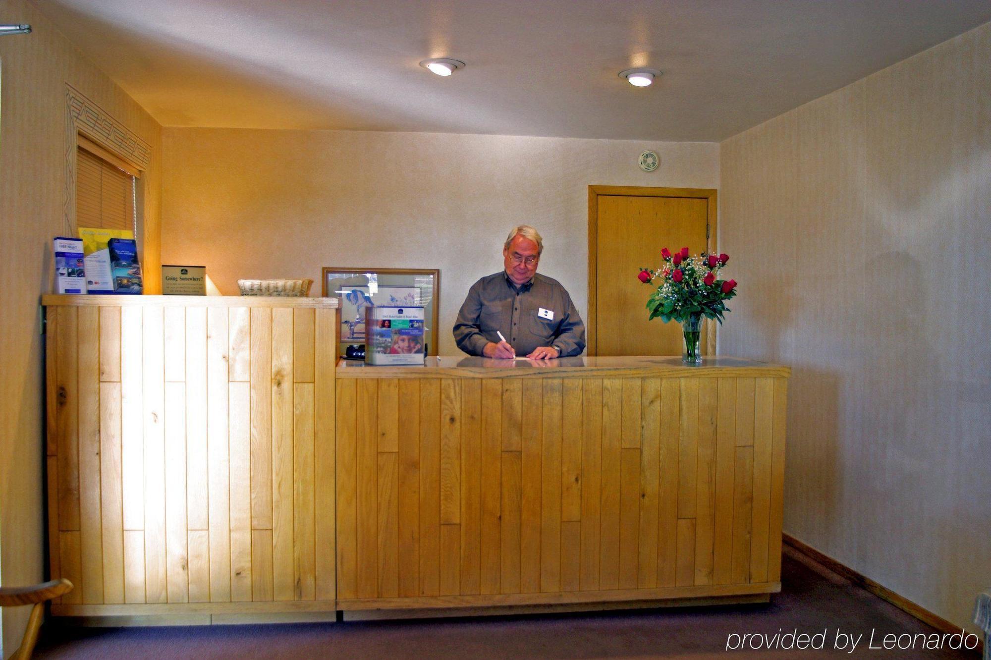 American Inn Colby Interior photo