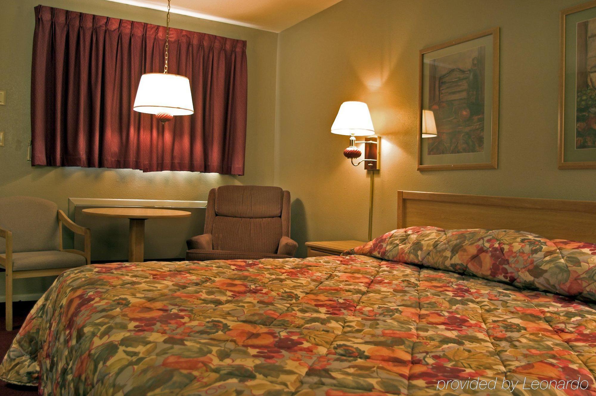 American Inn Colby Room photo